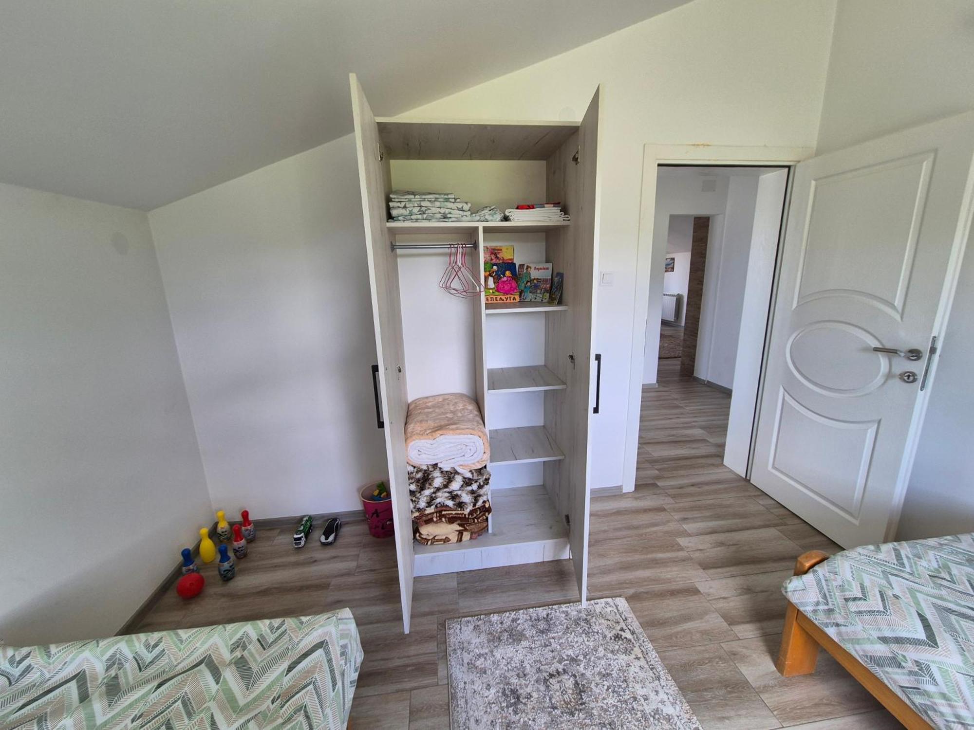 Cozy, Fully Equipped, Free Parking&Wifi, Quiet, 2Bd Apartment พอดโกริกา ภายนอก รูปภาพ